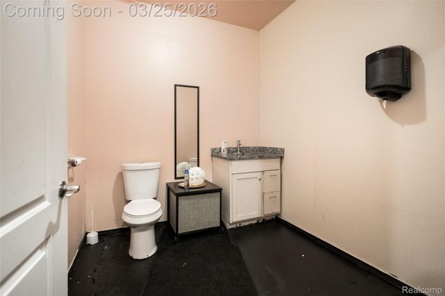 12325 Hamilton Avenue, Highland Park, MI 48203