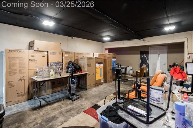 12325 Hamilton Avenue, Highland Park, MI 48203