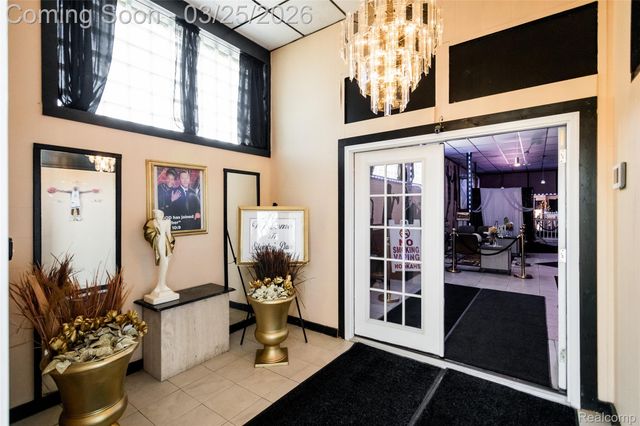 12325 Hamilton Avenue, Highland Park, MI 48203