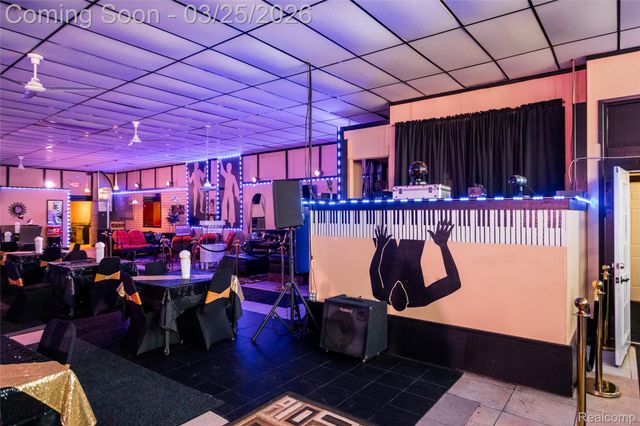 12325 Hamilton Avenue, Highland Park, MI 48203