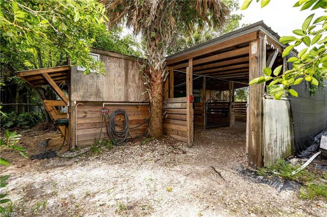 7697 Beach Daisy LN, Bokeelia, FL 33922