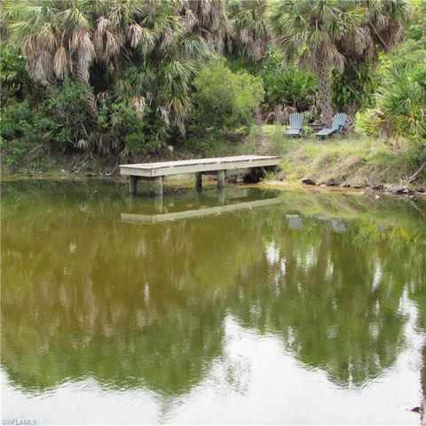 7697 Beach Daisy LN, Bokeelia, FL 33922