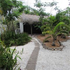 7697 Beach Daisy LN, Bokeelia, FL 33922