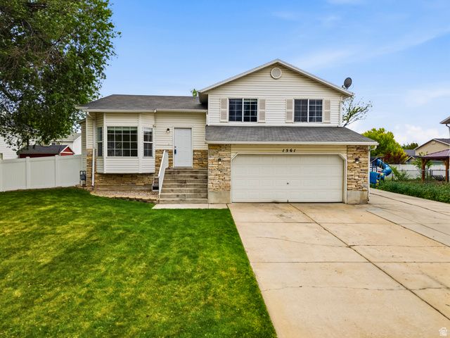 1561 W 1725 S, Woods Cross, UT 84087