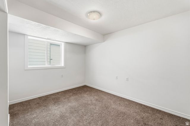 1561 W 1725 S, Woods Cross, UT 84087