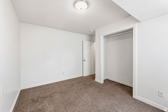 1561 W 1725 S, Woods Cross, UT 84087