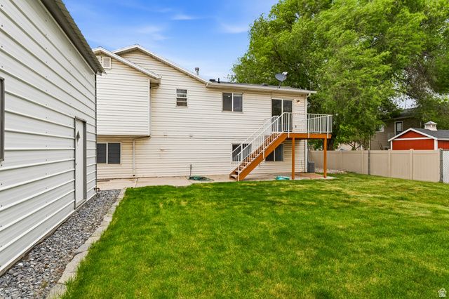 1561 W 1725 S, Woods Cross, UT 84087