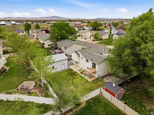 1561 W 1725 S, Woods Cross, UT 84087