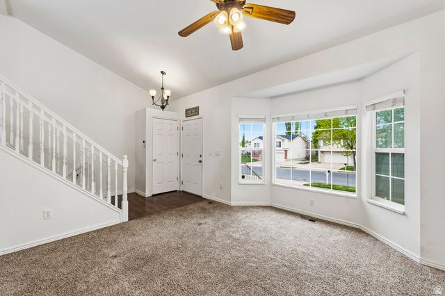1561 W 1725 S, Woods Cross, UT 84087