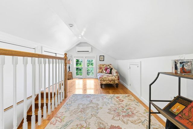 6r Fairview Ave, Swampscott, MA 01907