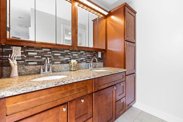 6r Fairview Ave, Swampscott, MA 01907