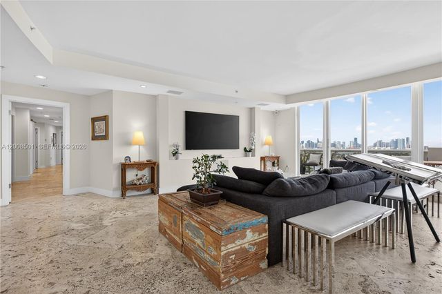 1900 Sunset Harbour Dr TS02, Miami Beach, FL 33139