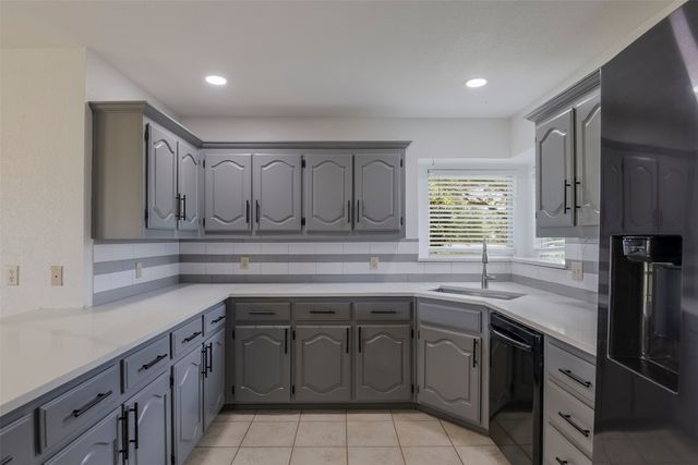 519 Hiwasee Road, Waxahachie, TX 75165