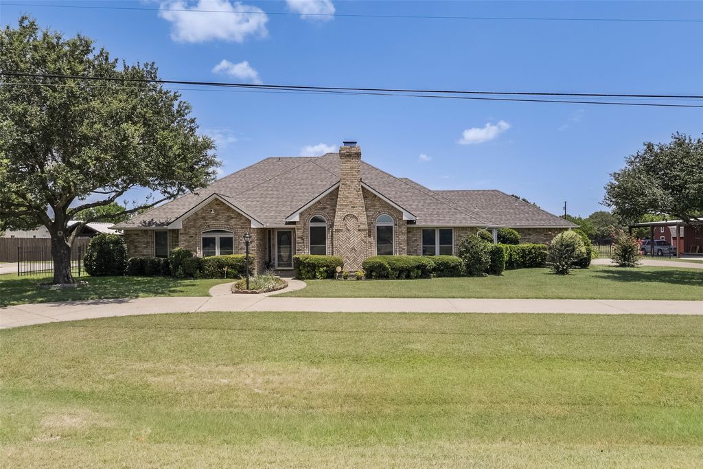 519 Hiwasee Road, Waxahachie, TX 75165