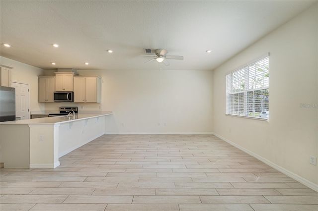 2962 FIREBUSH WAY, Clermont, FL 34711