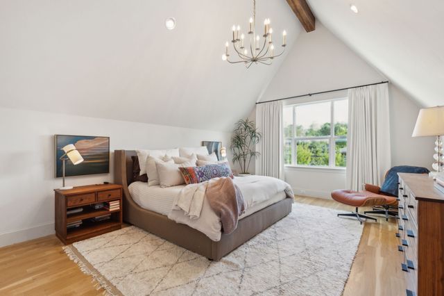 6622 Blue Valley Lane, Dallas, TX 75214