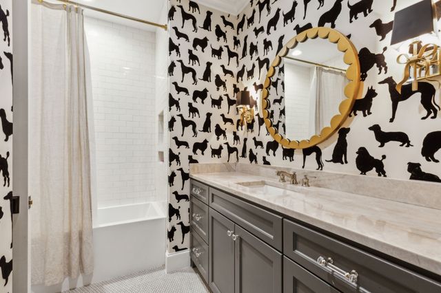 6622 Blue Valley Lane, Dallas, TX 75214