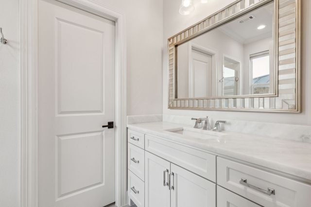 6622 Blue Valley Lane, Dallas, TX 75214