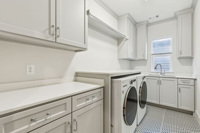 6622 Blue Valley Lane, Dallas, TX 75214