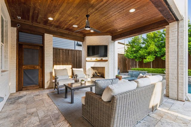 6622 Blue Valley Lane, Dallas, TX 75214