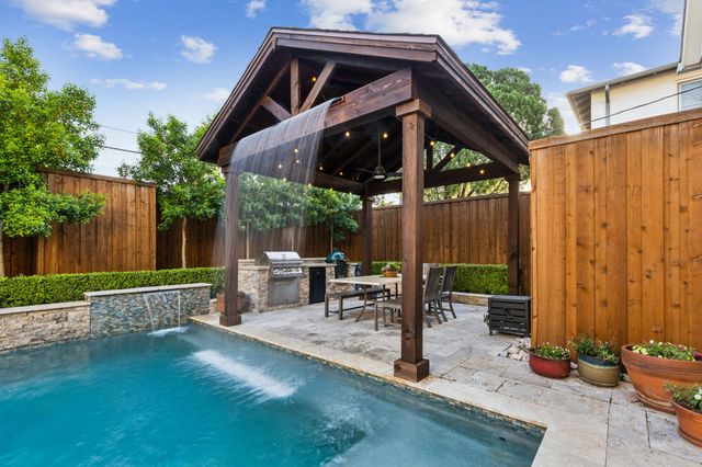 6622 Blue Valley Lane, Dallas, TX 75214