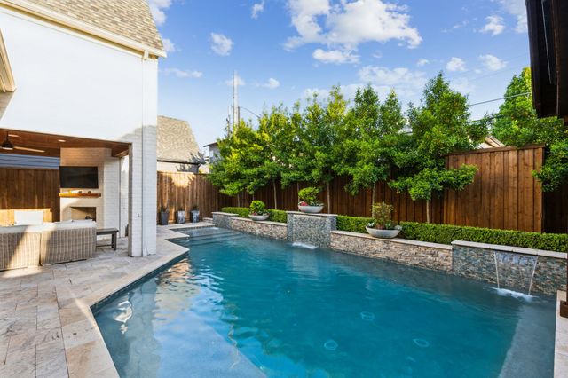 6622 Blue Valley Lane, Dallas, TX 75214