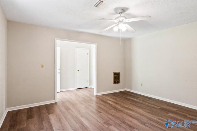 80 Mcdonald Lane, Guntersville, AL 35976