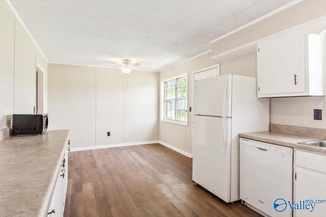 80 Mcdonald Lane, Guntersville, AL 35976