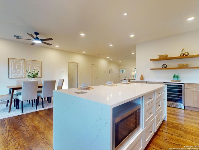 141 chevy chase, San Antonio, TX 78209