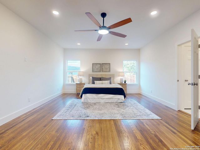 141 chevy chase, San Antonio, TX 78209