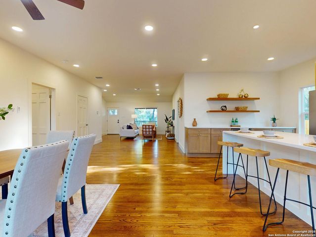 141 chevy chase, San Antonio, TX 78209