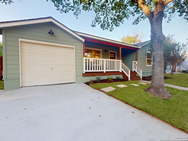 141 chevy chase, San Antonio, TX 78209