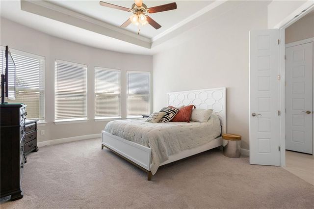 308 Milano DR, Liberty Hill, TX 78642