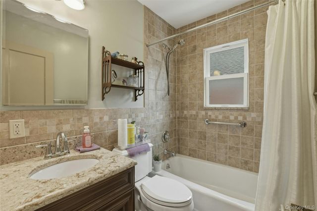 348 Carnation Avenue, Floral Park, NY 11001