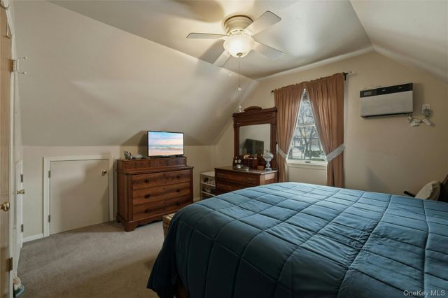 348 Carnation Avenue, Floral Park, NY 11001