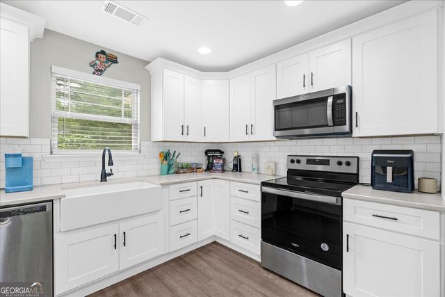 407 Beamer Road SW, Calhoun, GA 30701