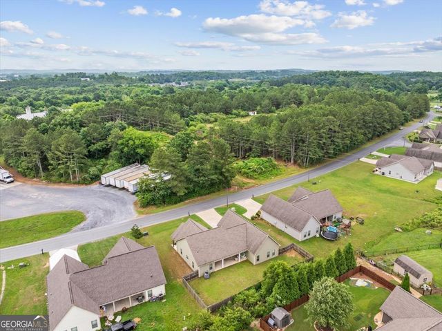 407 Beamer Road SW, Calhoun, GA 30701