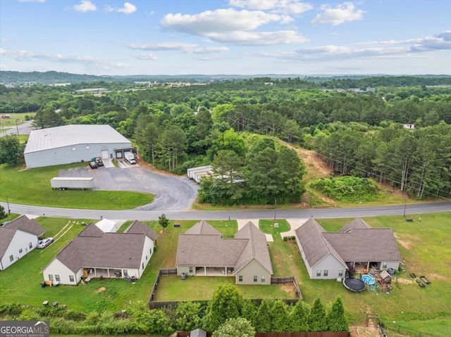 407 Beamer Road SW, Calhoun, GA 30701