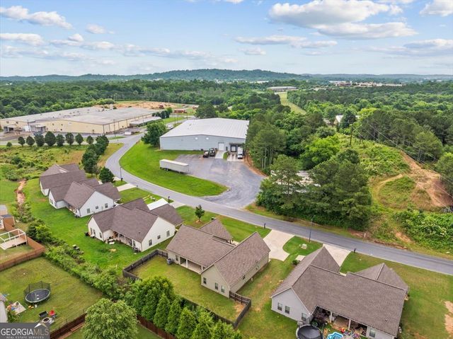 407 Beamer Road SW, Calhoun, GA 30701