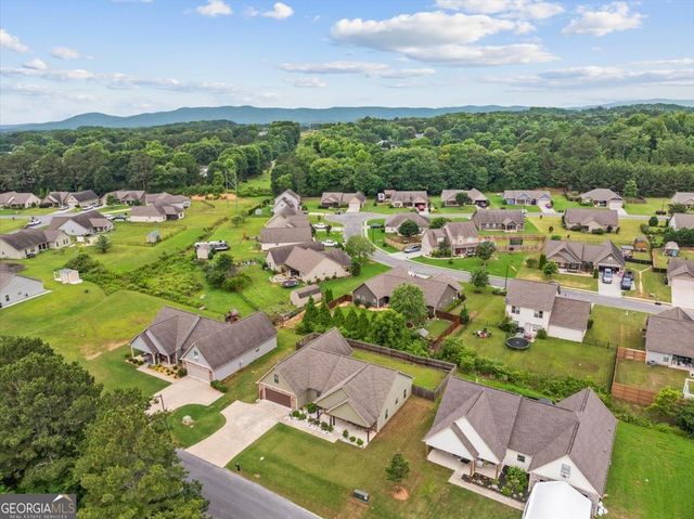 407 Beamer Road SW, Calhoun, GA 30701
