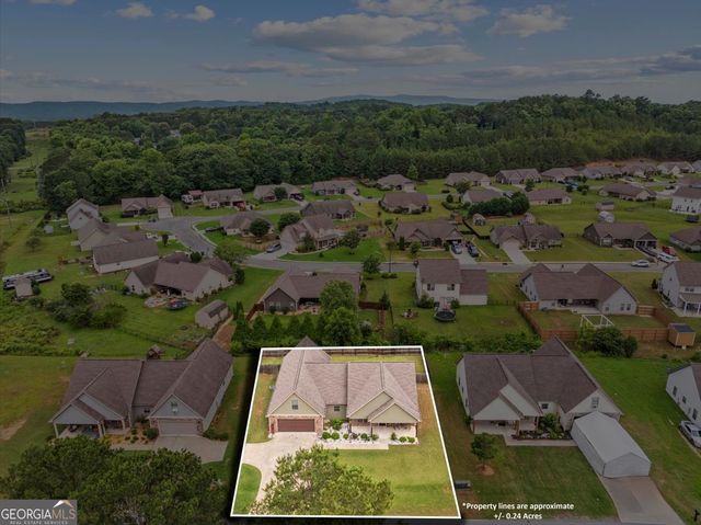 407 Beamer Road SW, Calhoun, GA 30701