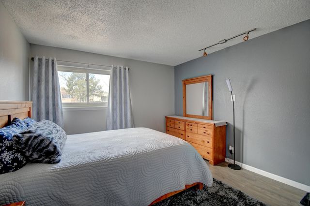 4713 COUNTRY CLUB Lane NW D-4, Albuquerque, NM 87114