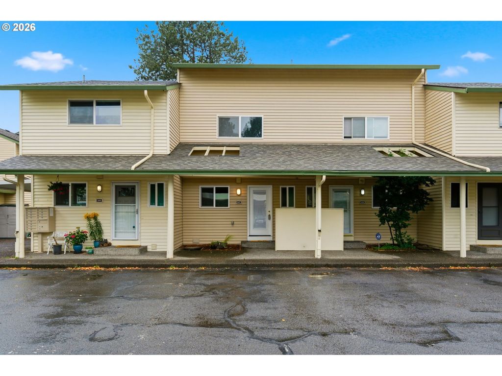 547 N HAYDEN BAY Dr, Portland, OR 97217
