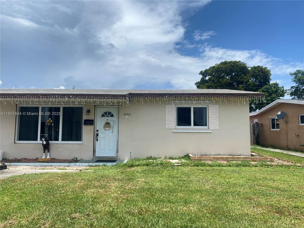 6461 Park St, Hollywood, FL 33024