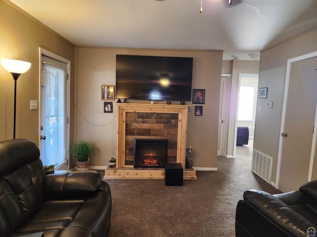 3505 SE Girard ST, Topeka, KS 66605