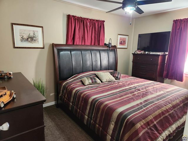 3505 SE Girard ST, Topeka, KS 66605