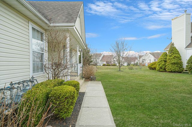 1601 Nicole Drive, Port Jefferson, NY 11776