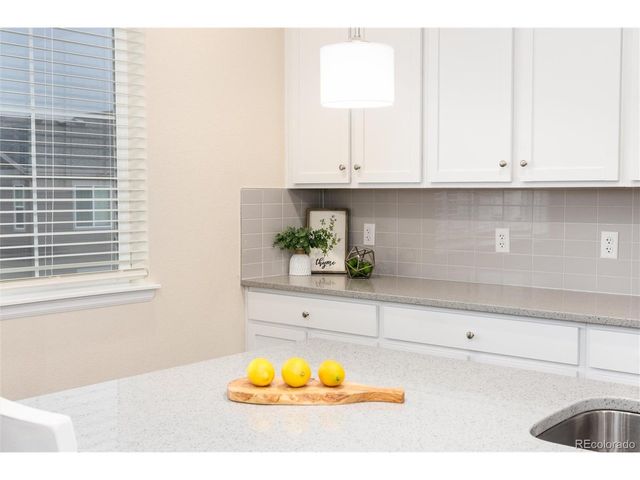7376 S White Crow Way, Aurora, CO 80016