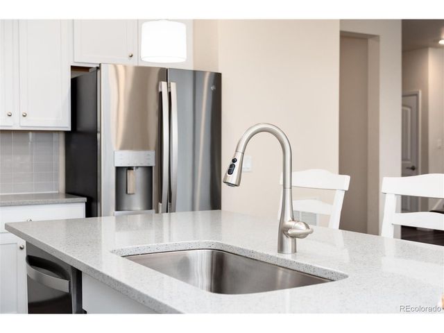7376 S White Crow Way, Aurora, CO 80016