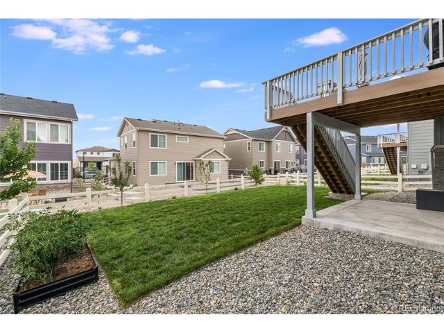 7376 S White Crow Way, Aurora, CO 80016